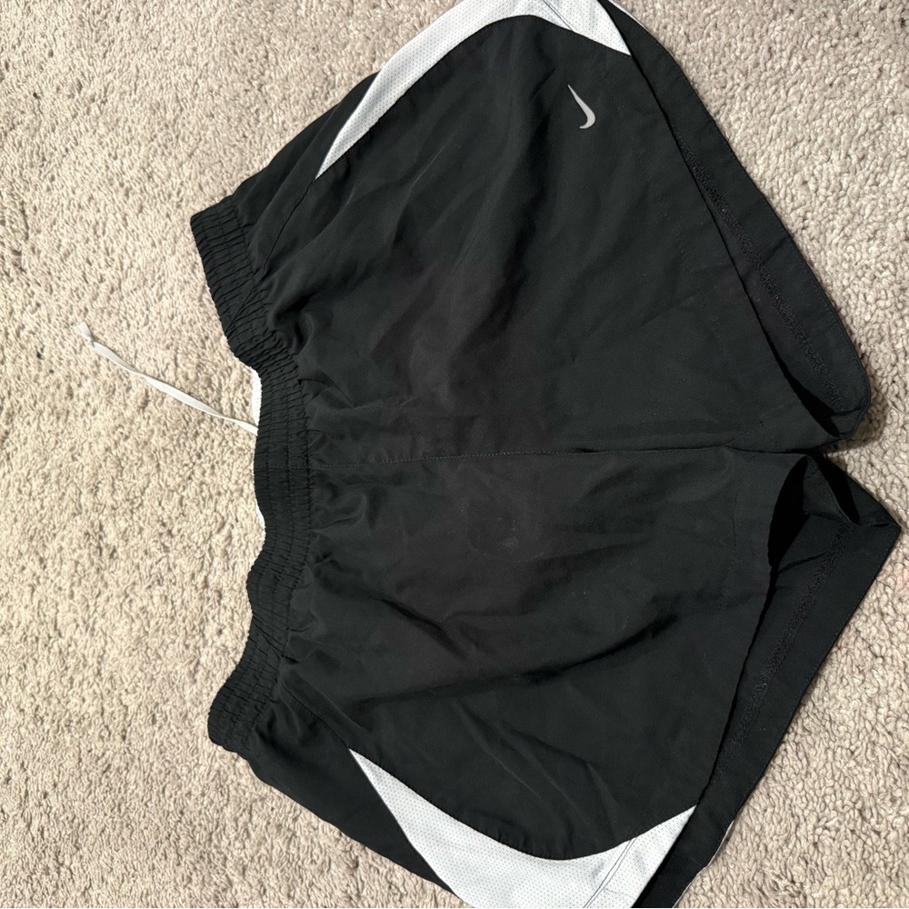LOT of 4 pair of Nike Black and White Athletic Shorts